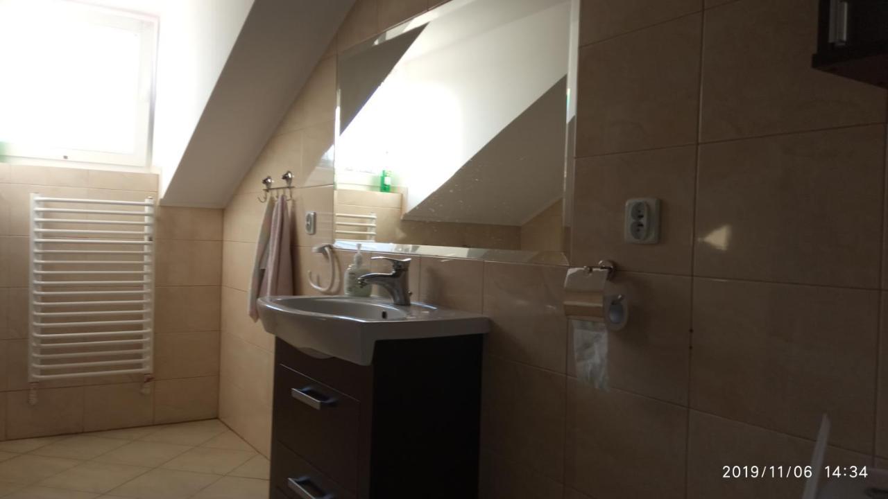 Apartament W Domu Na Wsi โทมาสโชว ลูเบลสกี ภายนอก รูปภาพ